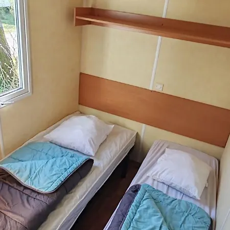 Kemp Mobil Confortable Avec Terrasse Pour 6 Personnes - Api-1-52-882