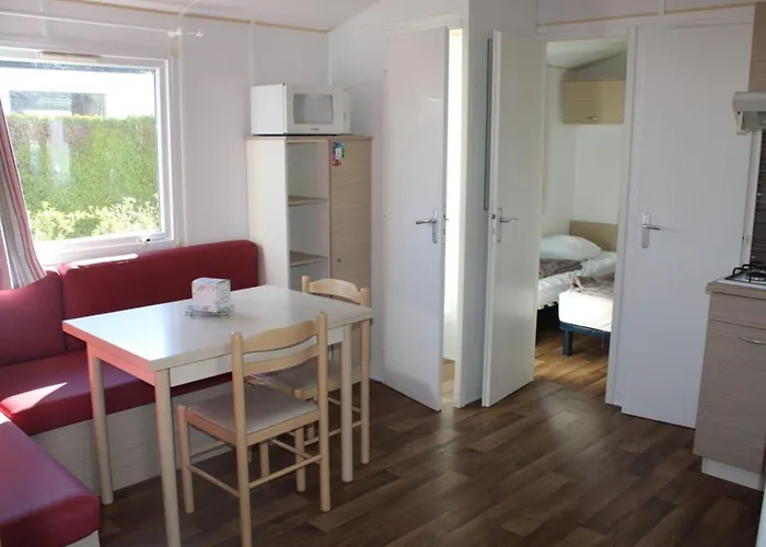 Mobil Confortable Avec Terrasse Pour 6 Personnes - Api-1-52-882 Kemp Notre-Dame-de-Monts