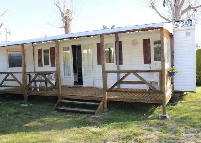 Kemp Mobil Confortable Avec Terrasse Pour 6 Personnes - Api-1-52-882 Notre-Dame-de-Monts