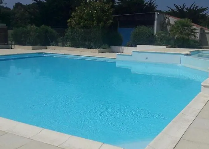 Mobil Confortable Avec Terrasse Pour 6 Personnes - Api-1-52-882 *