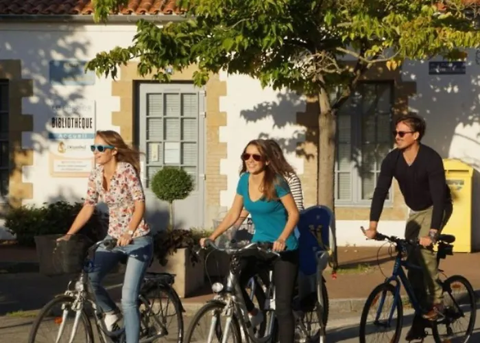 Mobil Confortable Avec Terrasse Pour 6 Personnes - Api-1-52-882 Notre-Dame-de-Monts