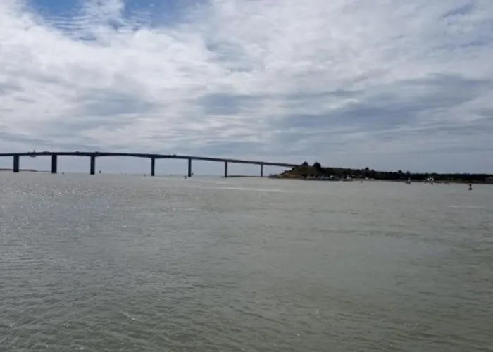 Kemp Mobil Confortable Avec Terrasse Pour 6 Personnes - Api-1-52-882 *